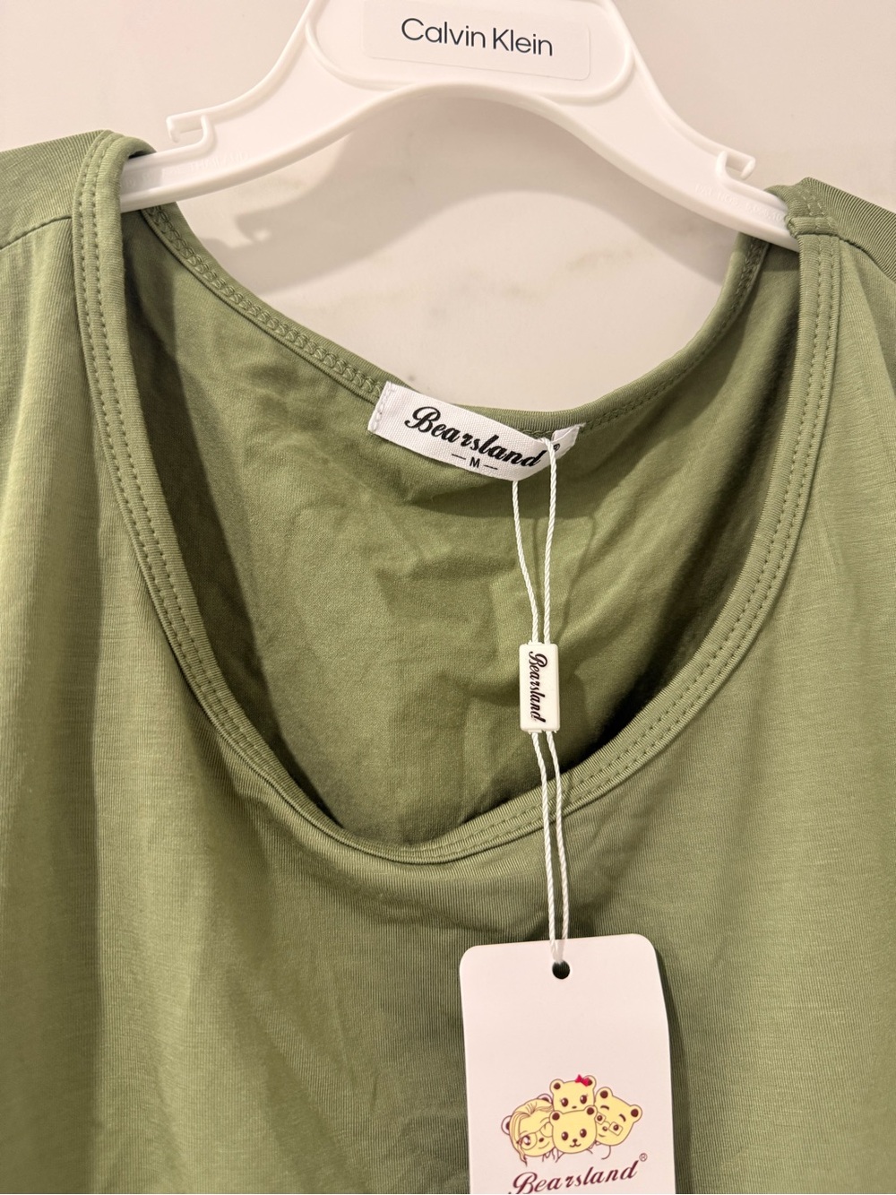 Bearsland Olive Green Scoop Neck Tank Top